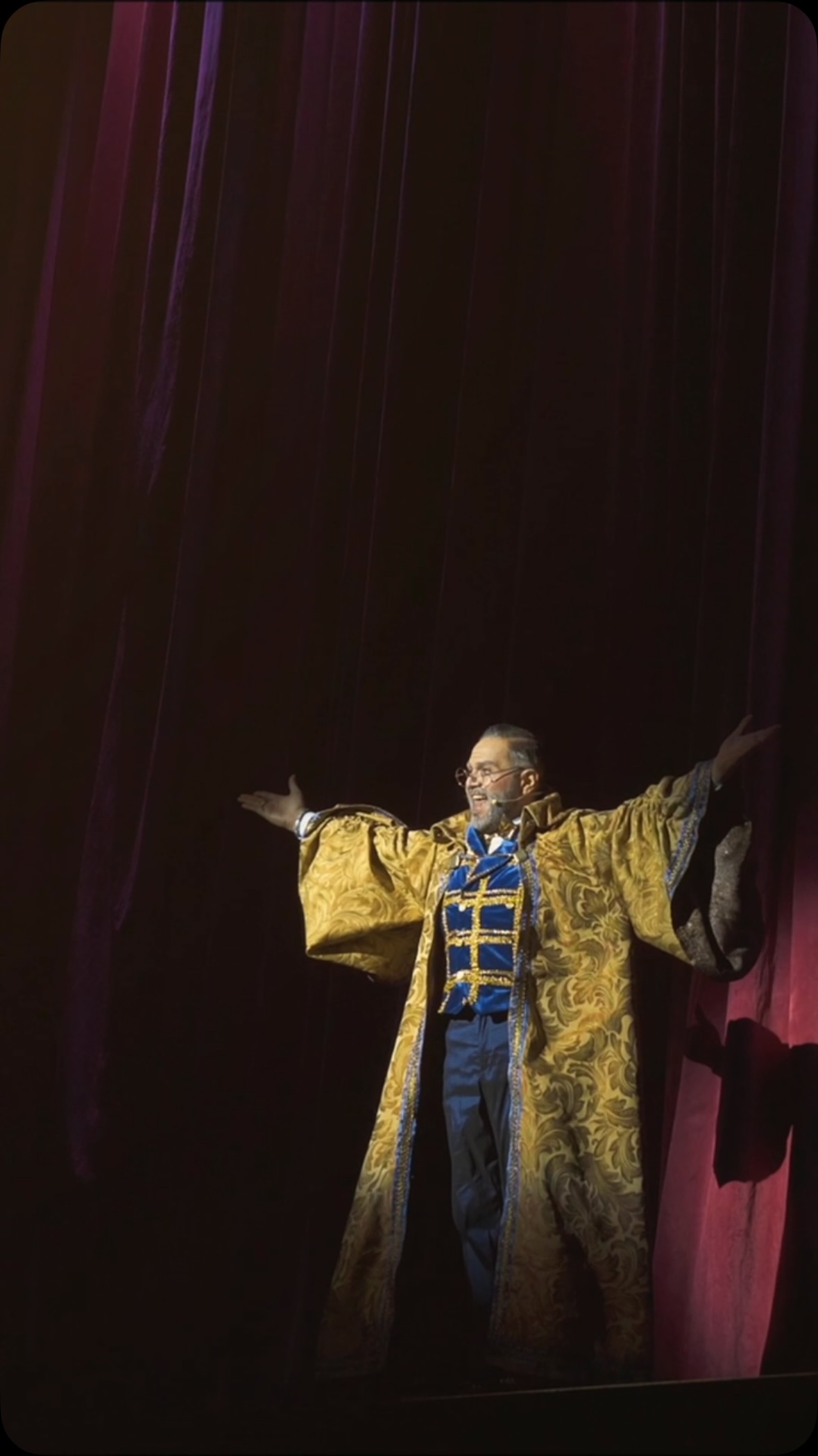 Carmen Sarahí, voz oficial de Elsa